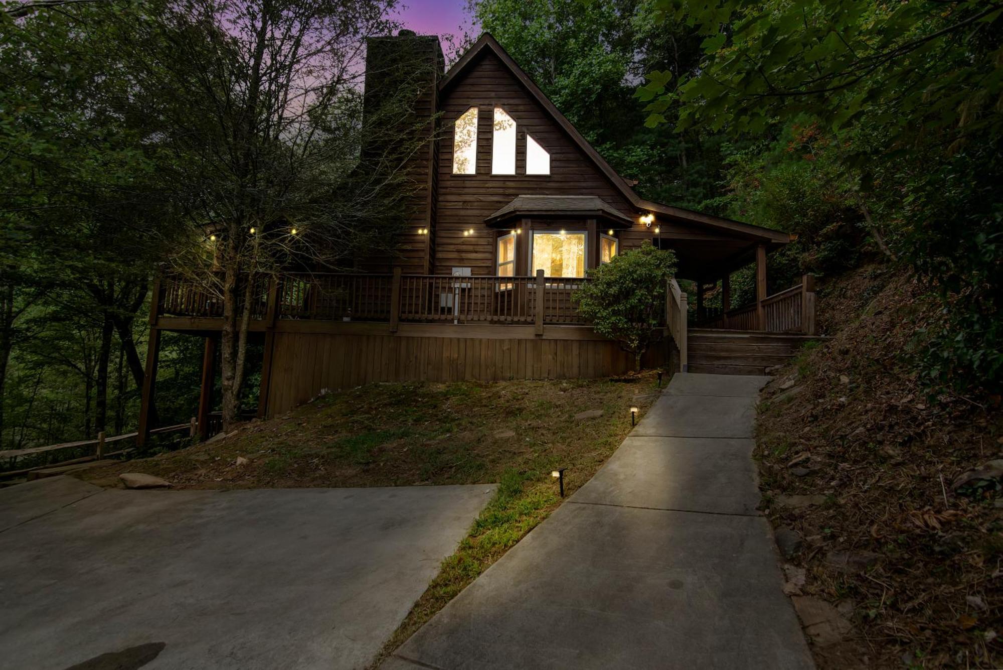 Amazing Creek View Cabin W/ Hot Tub, Firepit & Pool Table Елліджей Екстер'єр фото
