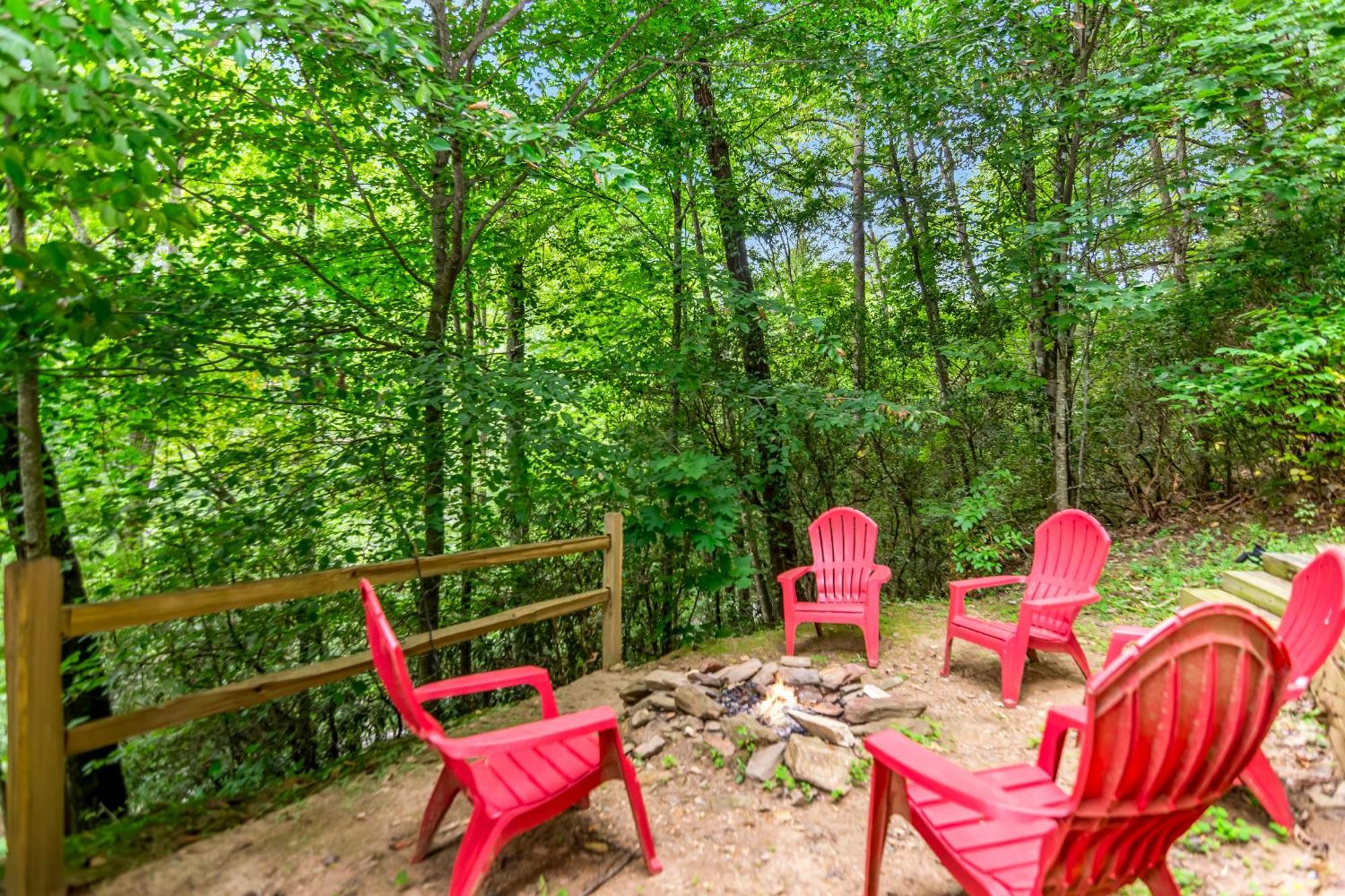 Amazing Creek View Cabin W/ Hot Tub, Firepit & Pool Table Елліджей Екстер'єр фото