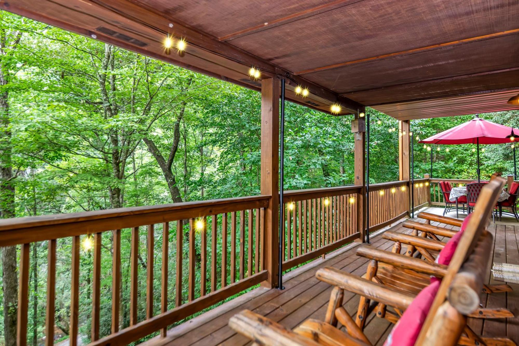 Amazing Creek View Cabin W/ Hot Tub, Firepit & Pool Table Елліджей Екстер'єр фото