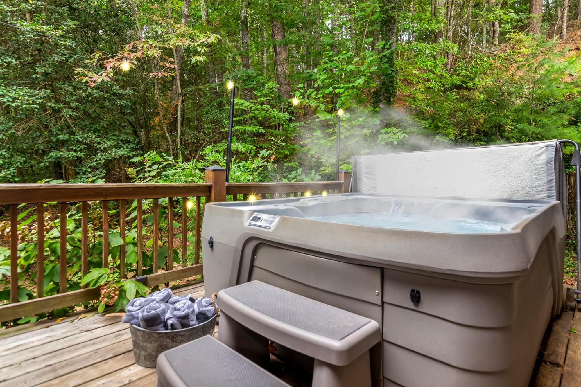 Amazing Creek View Cabin W/ Hot Tub, Firepit & Pool Table Елліджей Екстер'єр фото