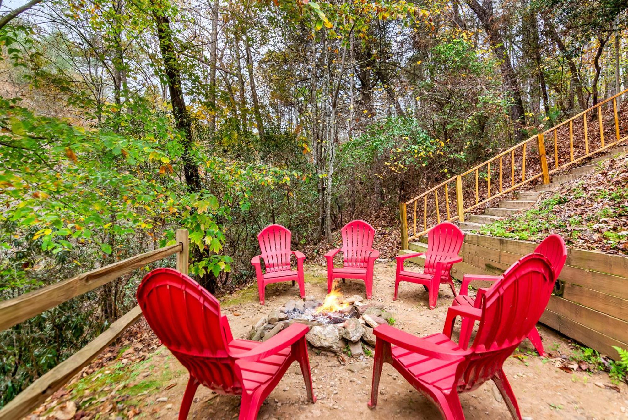 Amazing Creek View Cabin W/ Hot Tub, Firepit & Pool Table Елліджей Екстер'єр фото
